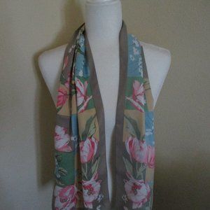 **2/12$** 1990s pastel floral scarf